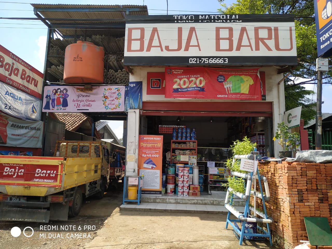 Toko Material BSD - suplai material baja
