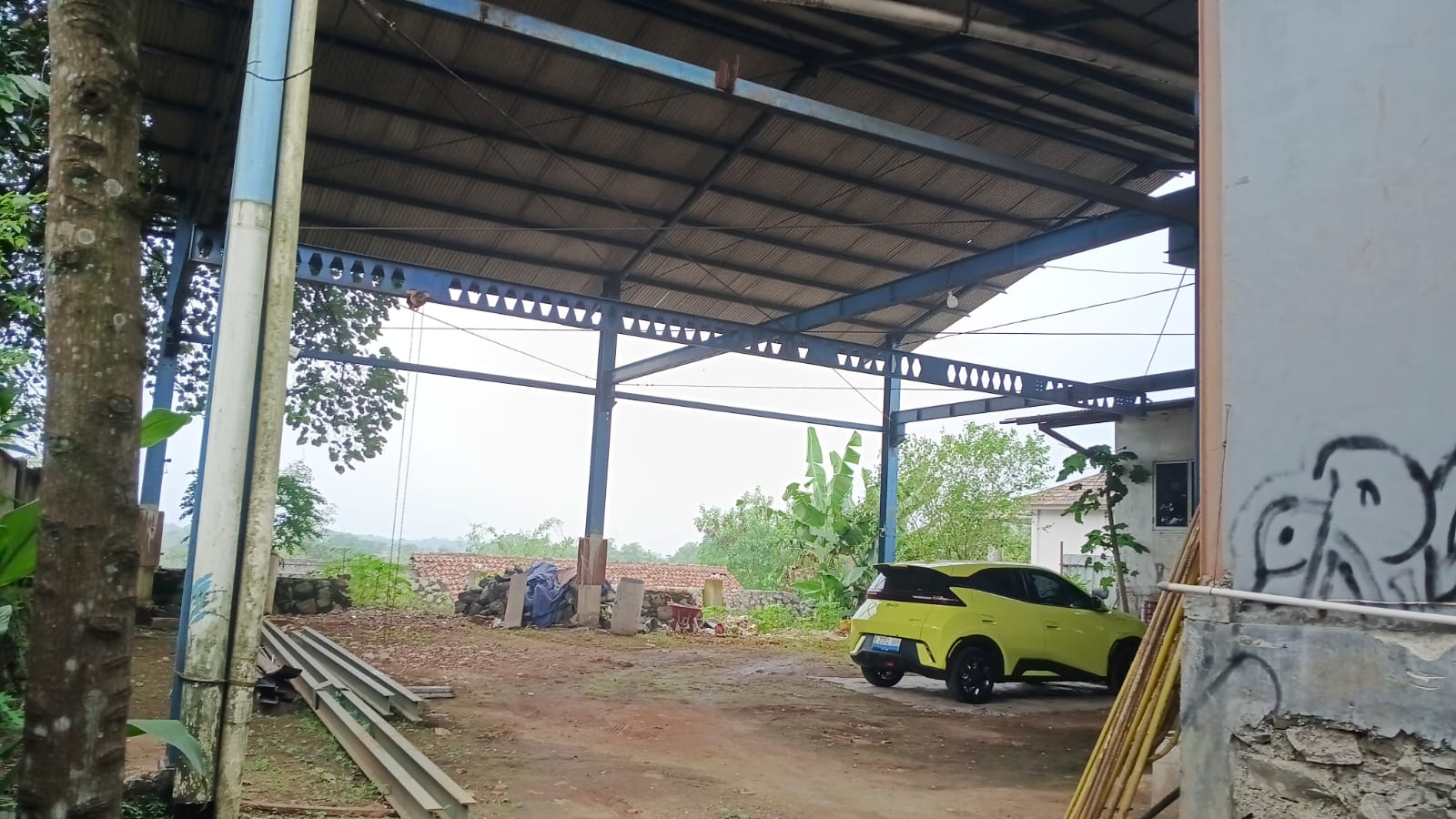 Workshop Tigaraksa - fabrikasi baja PLP