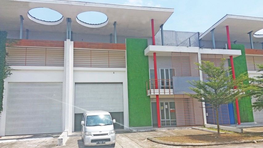 Pembangunan Gudang - /images/portfolio/lampu-1.jpg